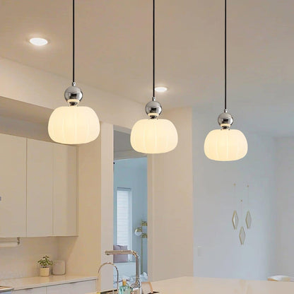 Yedra Pendant Lamp | Organic Round Acrylic Design