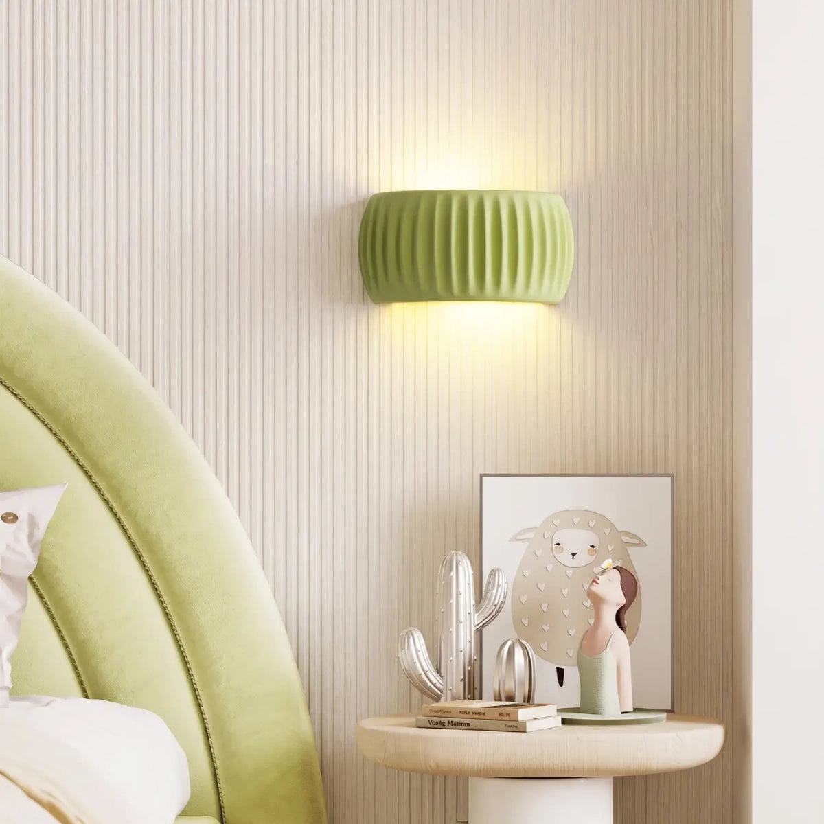 French Resin Wall Lamp | Textured Modern Sconce